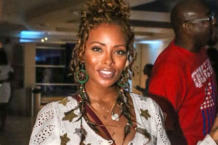 Eva Marcille Breaks Down While Discussing Kevin McCall During RHOA Reunion