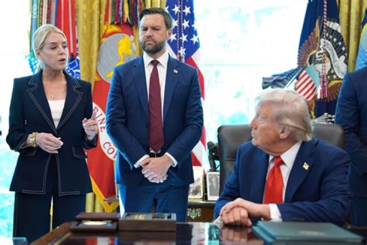 Fans Cast Doubt On Sabrina Peterson’s Story As Users Come To T.I. And Tiny Harris’ Defense