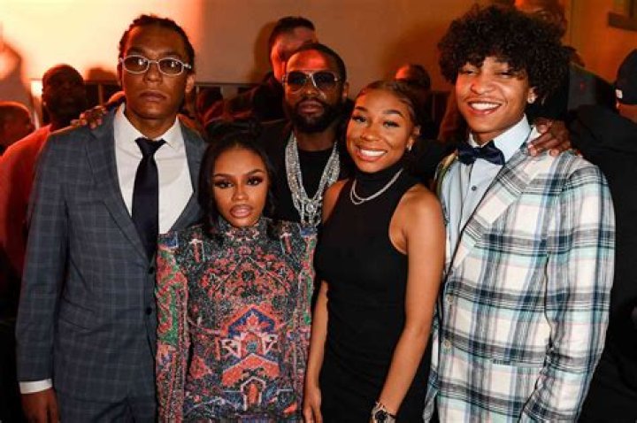 Floyd Mayweather Praises His Daughter, Jirah Mayweather – See His Message