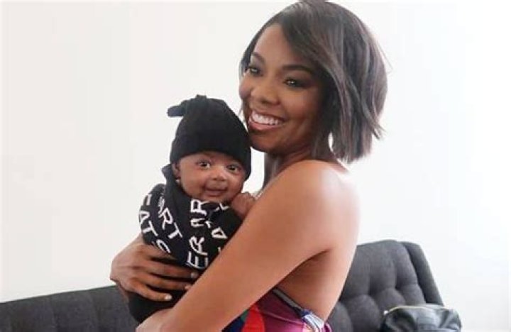 Gabrielle Union Teams Up With Baby Kaavia To ‘Drag’ Dwayne Wade Over Old Picture
