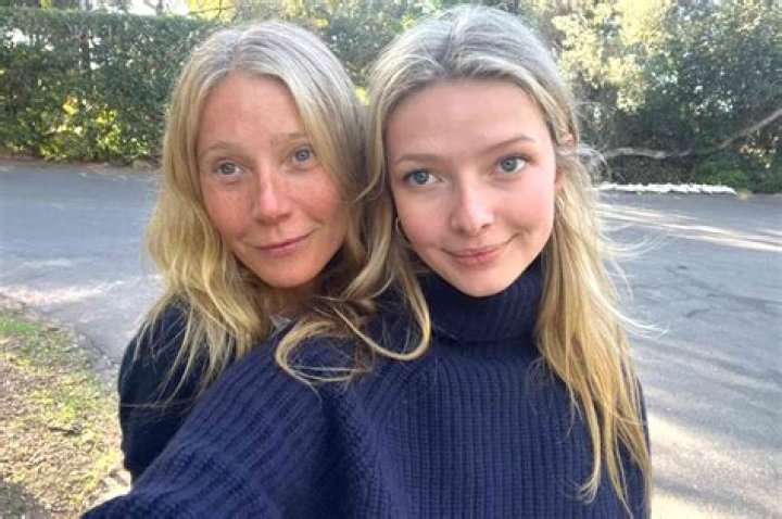 Gwyneth Paltrow’s Daughter Apple Martin Makes Rare Appearance On Instagram – She Looks Just Like Her Mom!