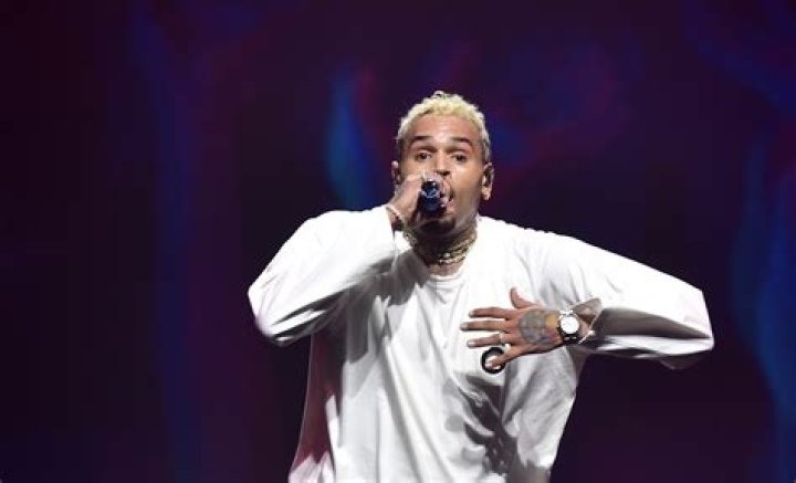Here’s Why Chris Brown Is Staying In Paris After Being Released From Jail