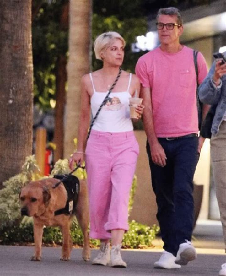 In Los Angeles, Selma Blair Was Observed Moving Closer To Her Ex-Boyfriend David Lyons