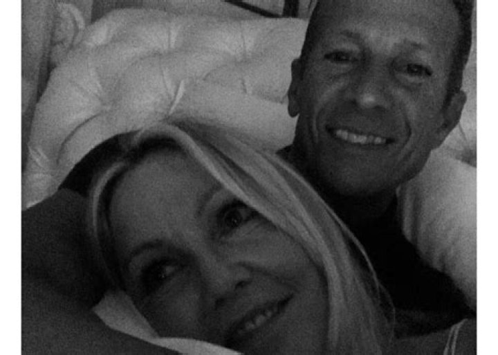 Is Heather Locklear Engaged Or Married To High School Sweetheart Chris Heisser — Check Out The Ring!