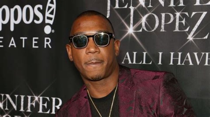 Ja Rule Encourages Crowd To Bash Him For Fyre Festival Involvement While Jerry Media Backlash Gains Traction From John Mulaney And Colin Hanks