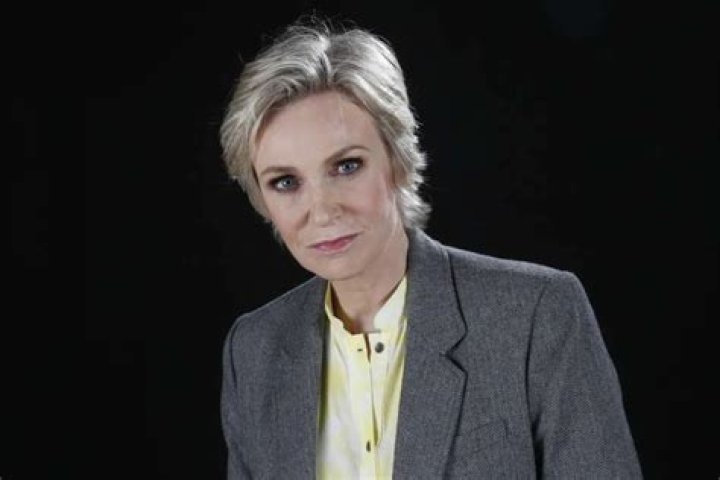 Jane Lynch Gets Backlash After Controversial Stance On Billionaire ‘Rights’