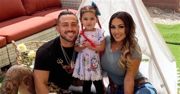 Jen Harley And Ronnie Ortiz-Magro Could Lose Custody Of Their Baby Girl If They Get Back Together, Attorney Explains