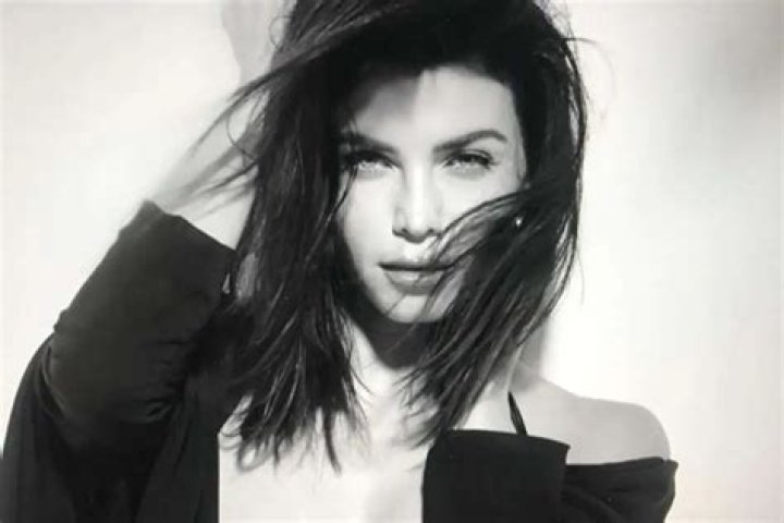 Jenna Dewan Shows Off Her Beach Body Three Months After Giving Birth