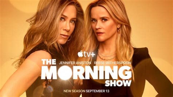 Jennifer Aniston And Reese Witherspoon Recreate ‘Friends’ Scene 2 Decades After Starring As Sisters On The Show!