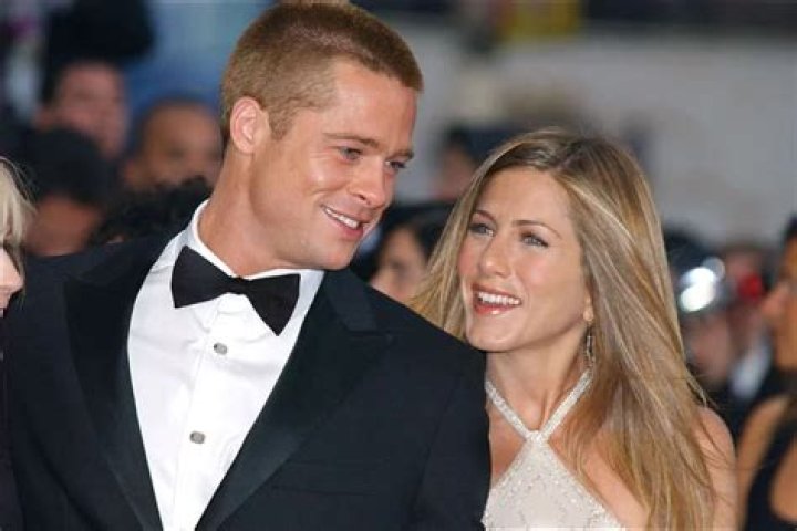 Jennifer Aniston Inviting Brad Pitt To Her Christmas Party Was ‘Meaningful’ For THIS ‘Heartwarming’ Reason!