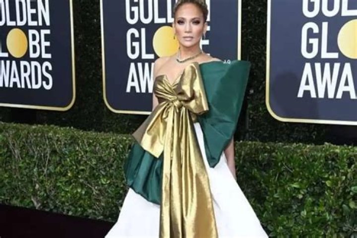 Jennifer Lopez Wore Valentino To 77th Golden Globes