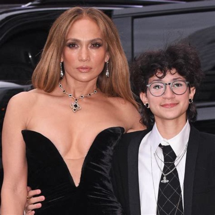 Jennifer Lopez’s Daughter, Emme, 11, Gives Fans Chills With Cover Of Alicia Keys’ “If I Ain’t Got You” In Viral Video — Some Say She Inherited Marc Anthony’s Talents