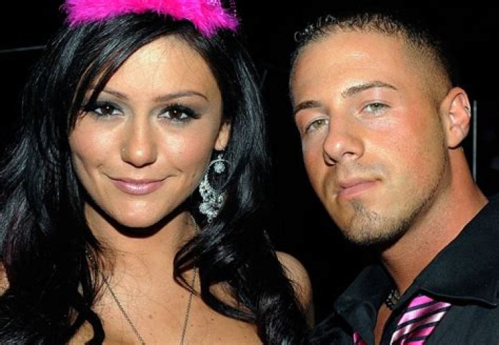 Jersey Shore Star JWoww’s New Boyfriend Accused Of Being A Liar Who Is Using Her For Fame!