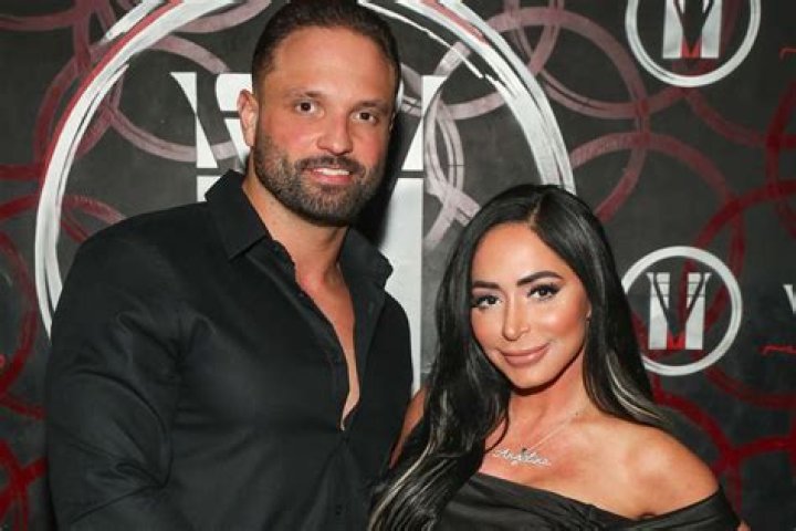 Jersey Shore Viewers Turn Against Angelina Pivarnick After Seeing The Real Footage From Her Wedding On Jersey Shore
