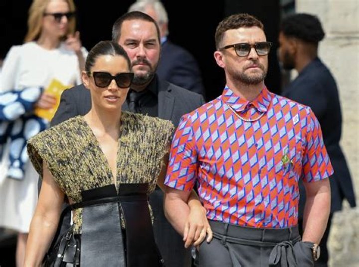 Jessica Biel And Justin Timberlake Marriage Saved! Jessica Puts Her Wedding Ring Back On!