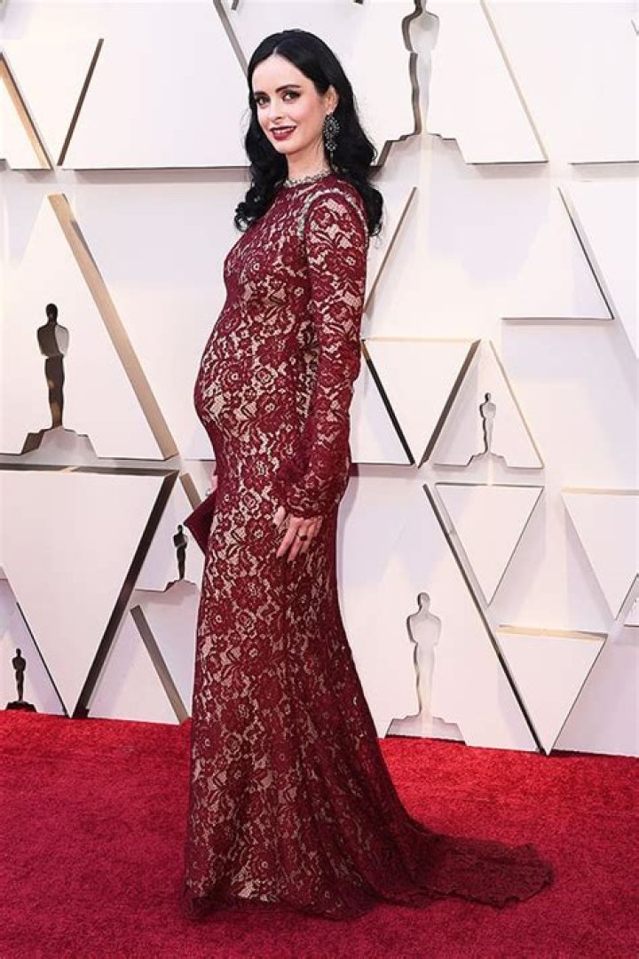 Jessica Jones Actress Krysten Ritter Debuts Baby Bump At The Oscars – See Her Pregnancy Red Carpet Fashion!