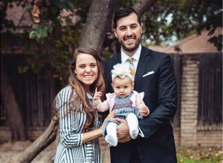 Jinger Duggar And Jeremy Vuolo’s Daughter, Felicity, Is Walking — Check The Picture That Has Fans Smiling