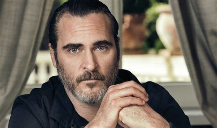 Joaquin Phoenix Looks Nothing Like Himself On Set Of Upcoming Movie – Check Out The Shocking Transformation!