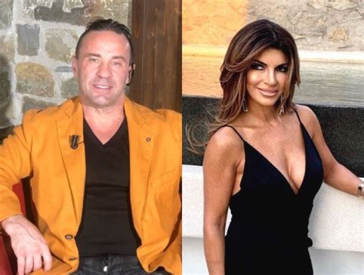 Joe Giudice Sends Mixed Signals By Seemingly Dissing And Gushing Over Estranged Wife Teresa On The Same Day!