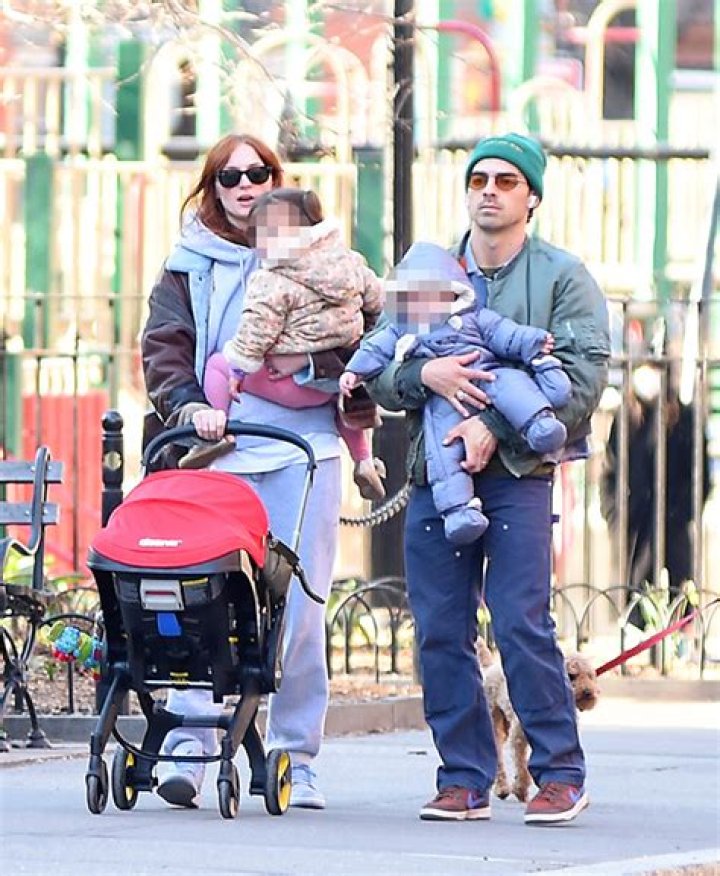 Joe Jonas And Sophie Turner – Inside Their Holiday Plans With Their Baby Daughter!
