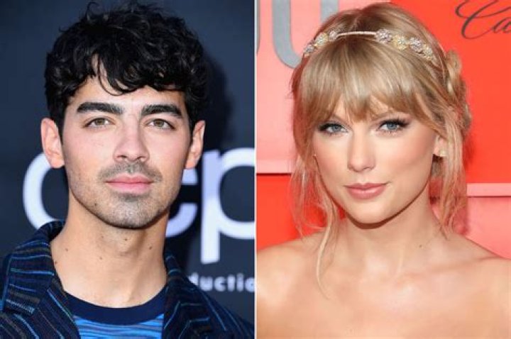 Joe Jonas Sings Taylor Swift’s ‘Lover’ To His Brother Nick Proving The Exes Have No Bad Blood Anymore – Watch!