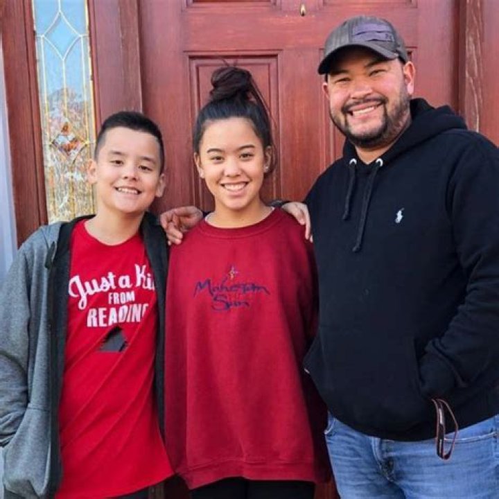 Jon Gosselin Says That Son Collin Has Been Alienated From His Siblings By Mother Kate – He Has ‘No Contact’ With Them!