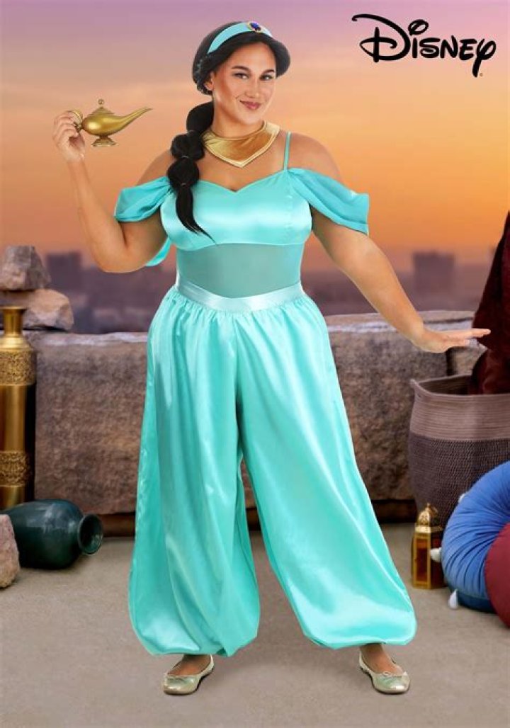 Jordan Craig Looks Like Princess Jasmine From Aladdin In New Photo As Tristan Thompson’s Other Baby Mama, Khloe Kardashian, Keeps Pouring Her Heart Online