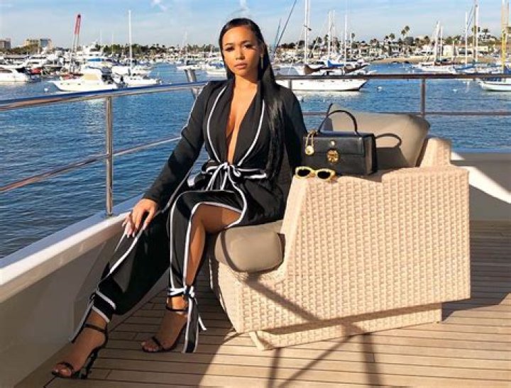 Jordan Craig Shows Off Her Spectacular Figure In Mini Dress — Classy Photos Even Have Some Khloe Kardashian And Tristan Thompson Fans Smiling
