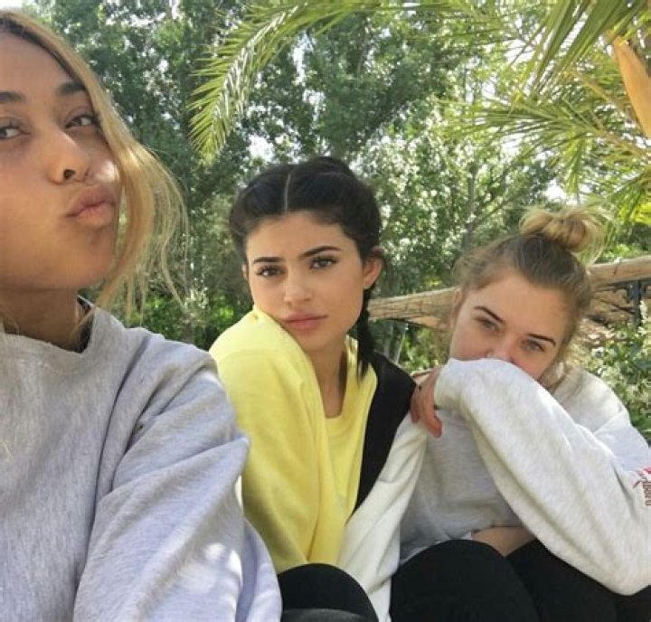 Jordyn Woods Is Also Flexin’ It For The ‘Gram After Her Former BFF, Kylie Jenner Does The Same – Check Out Jordy’s Best Assets On Display!