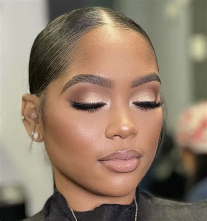 Jordyn Woods Looks Like A Living Doll In This Photo – Check Out Her Flawless Makeup!