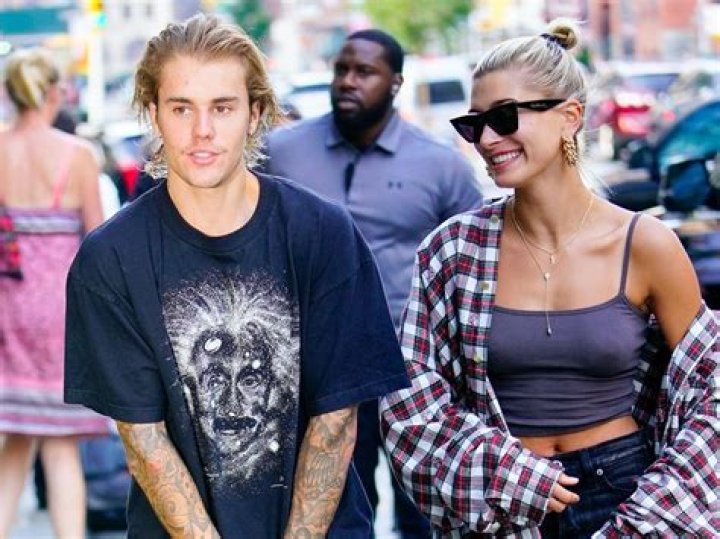 Justin Bieber And Hailey Baldwin Reunite With Her Ex Shawn Mendes – Here’s Why It Wasn’t Awkward At All!