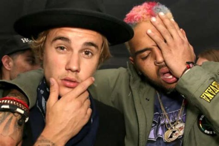 Justin Bieber Calls Chris Brown ‘The Best Entertainer Of All Time’ – See Chris’ Video Which Impressed Justin