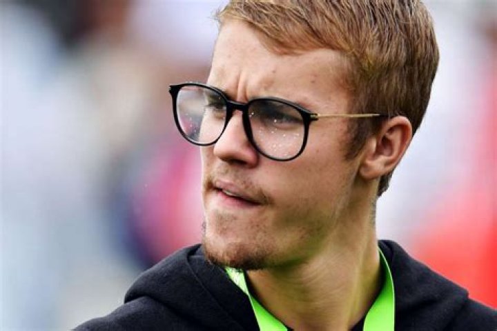 Justin Bieber Dishes On Social Anxiety Disorder In New Instagram Post