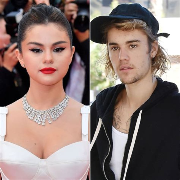 Justin Bieber Fans Freak Out After Noticing He Might Have Been Watching Ex Selena Gomez’s Cooking Show