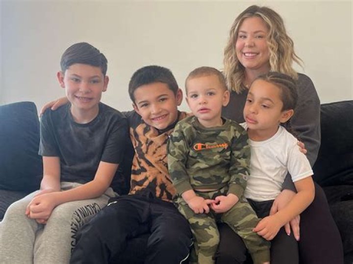 Kailyn Lowry Says She Might Be Done Having Kids After 4 Sons But She’s Not Sure!