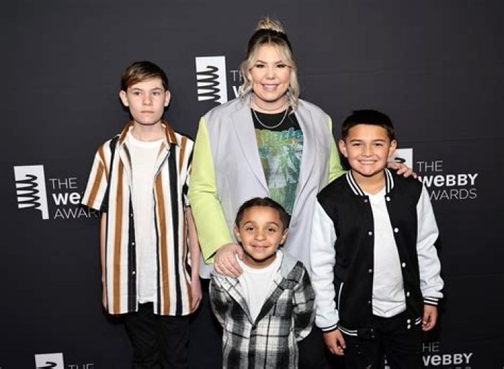 Kailyn Lowry Shares The ‘Sad’ Reason She’ll Spend The Holidays Without Her 4 Sons!