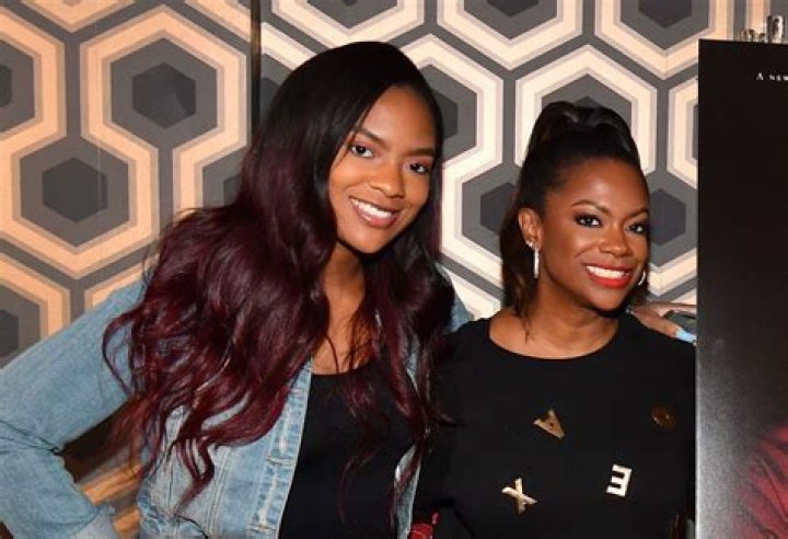 Kandi Burruss And Riley Are Showing Off Some Jaw-Dropping Geisha Makeovers From Kyoto – They Look Amazing