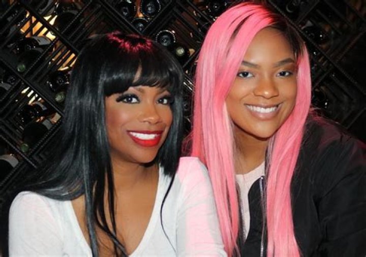Kandi Burruss Freaks Out That Riley Burruss Will Be In NYC For The Summer – Watch The Video Of The First Internship Day
