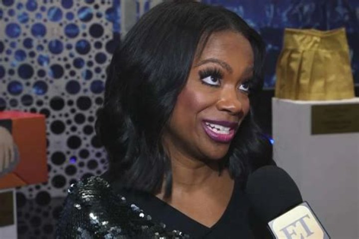 Kandi Burruss’ Fans Are Here For Her Latest Look – Check Out Her New Clip And See Martha Stewart Chilling In The Background