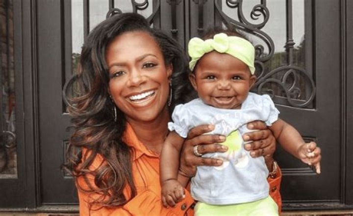 Kandi Burruss Is Praising Yandy Smith’s Restaurant