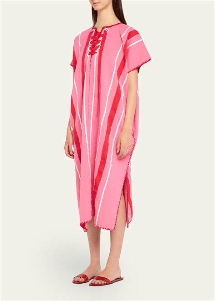 Katy Perry Dresses Her Baby Bump In Pippa Holt Kaftan