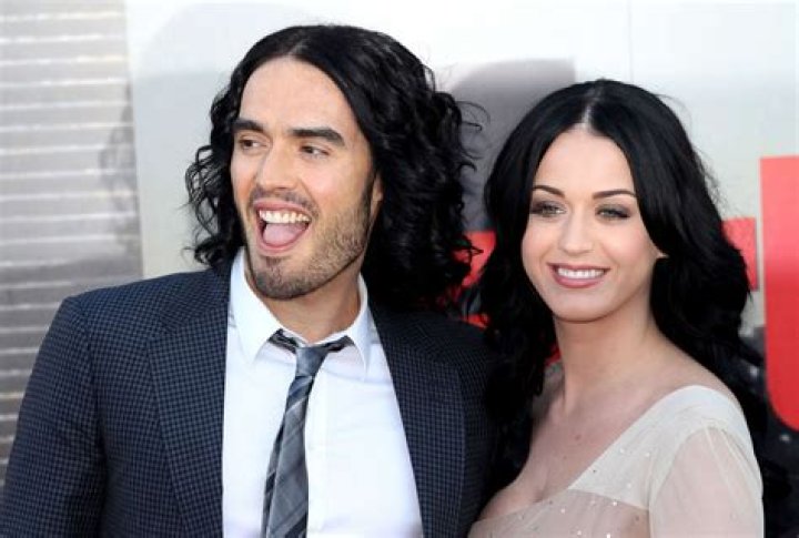 Katy Perry Raves About ‘Healthy’ Orlando Bloom Relationship And Opens Up About ‘Tornado’- Like Marriage With Ex Russell Brand