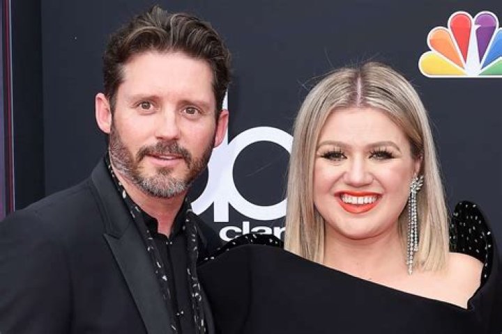 Kelly Clarkson And Brandon Blackstock’s Divorce: Source Says The Quarantine Made Things Worse – Kelly Saw No Other Option!