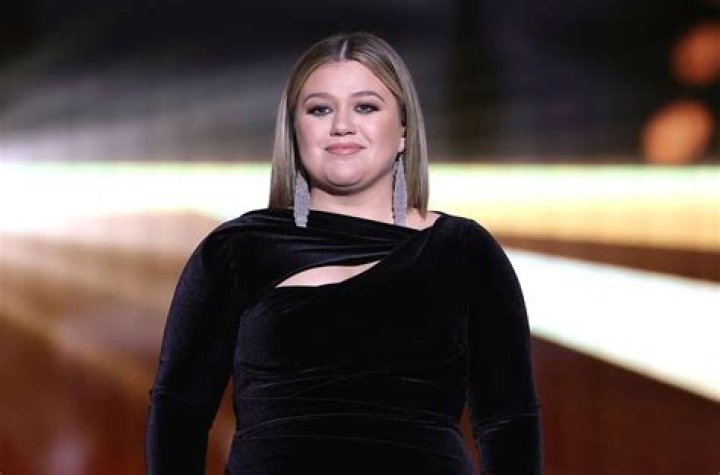 Kelly Clarkson Opened Up About The Struggles She Had After Her Divorce And During The Pandemic And Talks About Her New Show ‘The Kelly Clarkson Show’
