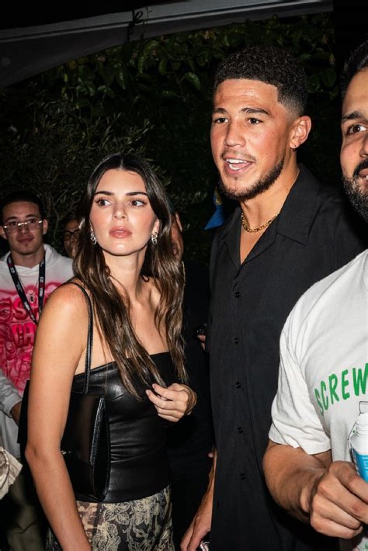 Kendall Jenner Spotted With Devin Booker Again – Romance Rumors Continue