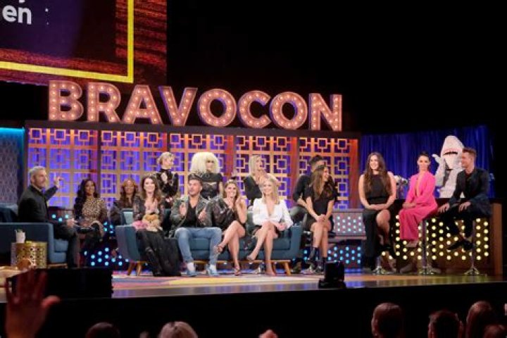 Kenya Moore Invites Fans At BravoCon 2019