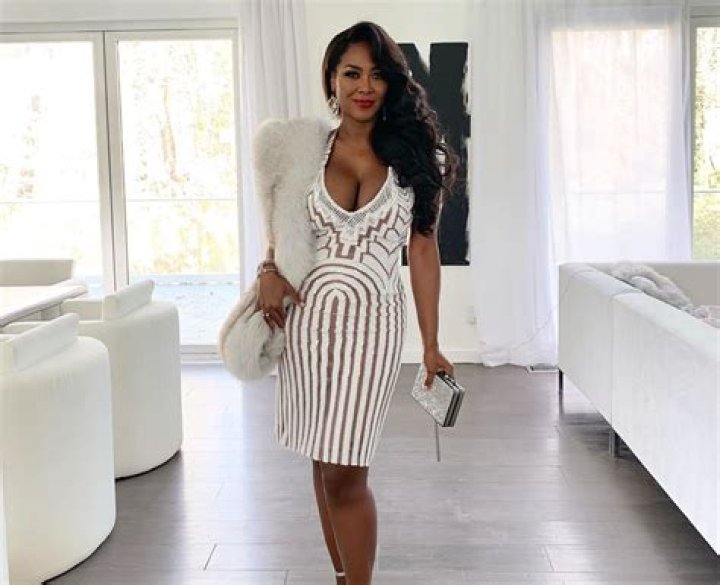 Kenya Moore Is About To Start A Feud With Nene Leakes Over This Video From ‘The Real’ — Will Jeannie Mai React?