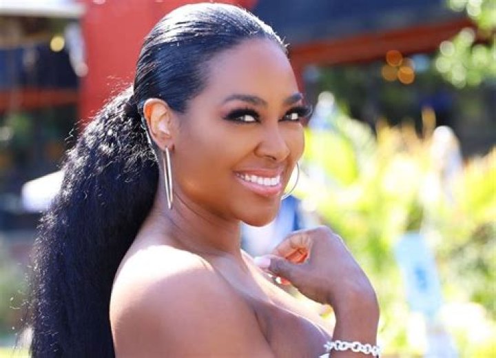 Kenya Moore Proves That She Has Raised The Perfect Daughter By Testing Her In This Video