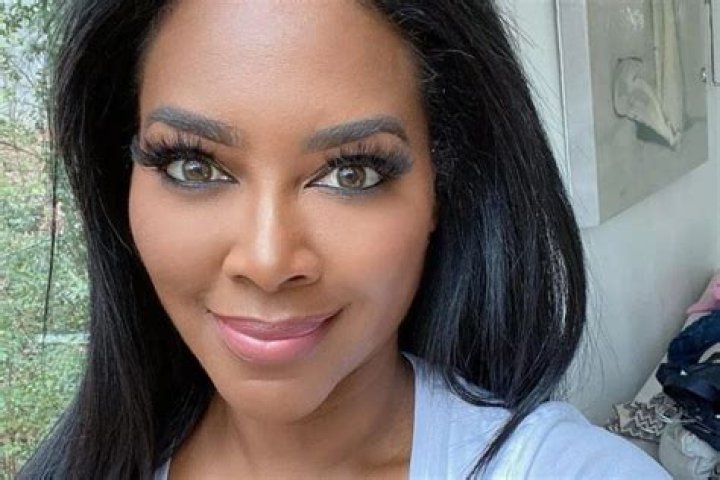 Kenya Moore Shares A New Look That Impresses Fans