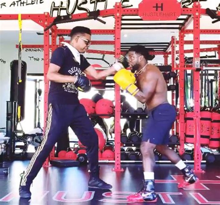 Kevin Hart Shows Improving Boxing Skills 1 Year After His Nearly Fatal Car Crash